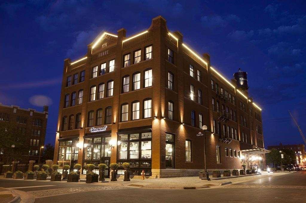 The Charmant Hotel La Crosse Exterior foto